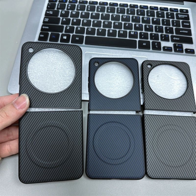 Ốp Lật Libero Cho ZTE Libero Flip Nubia Flip Từ Tính Họa Tiết Sợi Carbon Cứng Vỏ Điện Thoại Di Động