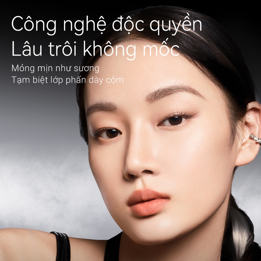 Xịt khoá nền trang điểm Carslan Nam Châm Đen Mềm Tập Trung Bột Lỏng Trang Điểm Xịt Kiểm Soát Dầu Lâu Dài Giữ Trang Điểm 24H 150ML | BigBuy360 - bigbuy360.vn