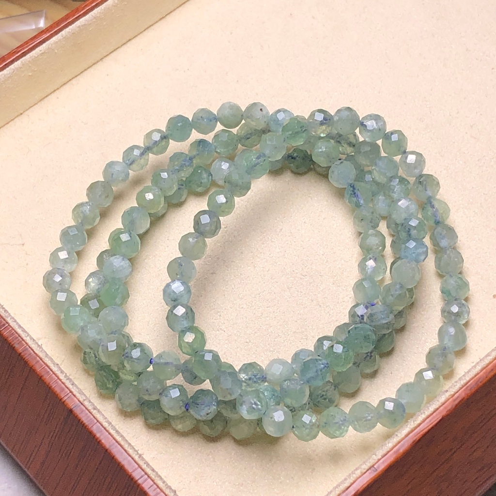 Vòng tay mặt Kyanite xanh tự nhiên 5mm - Green Wilds 'Radiance