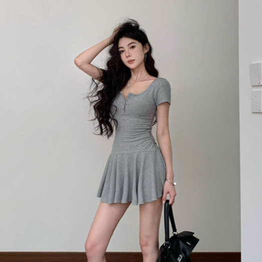 Mùa hè Sản phẩm mới Bộ đồ thường ngày dành cho nữ Váy ngắn tay cổ tròn ôm vừa vặn + Quần Short thẳng lưng cao Bộ đồ hai mảnh | BigBuy360 - bigbuy360.vn