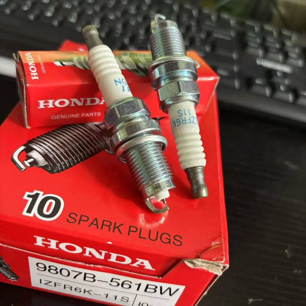 NGK Iridium Hợp kim IZFR6K-11S Bugi 9807B-561BW thích hợp cho Honda Civic 8th 1.8 CR-V thế hệ thứ 3 