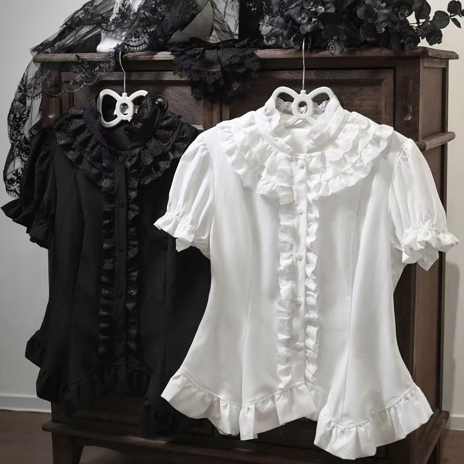 Mùa hè Cổ điển Slim Fit Gothic Gothic Gothic Gothic Trắng Đen Bên Trong Áo Sơ Mi Gothic Tay Ngắn