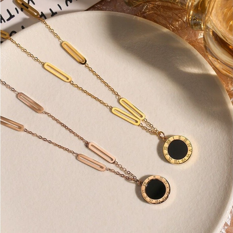 18K Hoa Hồng Vàng Đen Trắng Hai Mặt Vỏ Vòng Cổ Nữ La Mã Số Thép Titan Vòng Cổ