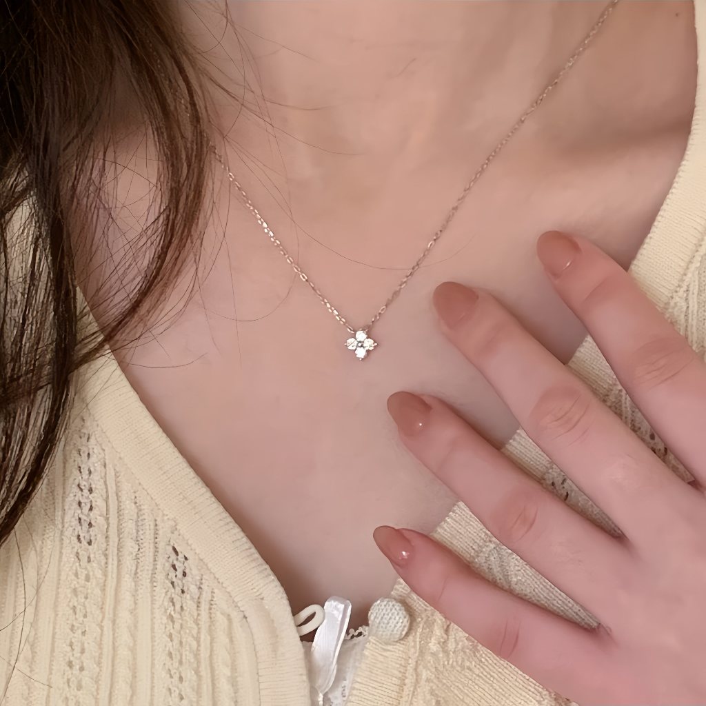 Việt Nam 1 Ngày Giao💕Vòng cổ zircon may mắn dành cho nữ với kim cương nhấp nháy