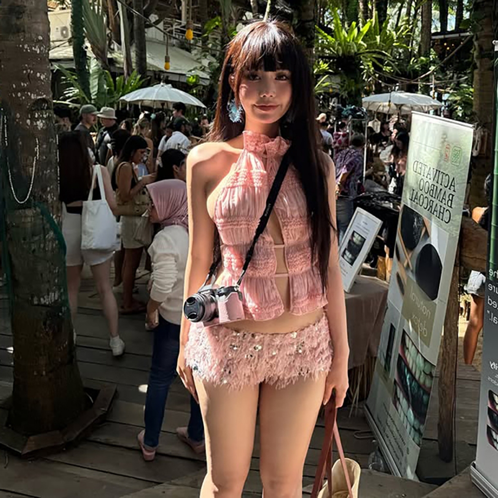 Cutenew Gợi Cảm 2 Bộ Dây Độc Đáo Rỗng Ra Không Tay Áo Vest + Quần Short Sequin Sáng Bóng Nữ Mùa Hè Hot Chick Phong Cách Thường Ngày | BigBuy360 - bigbuy360.vn
