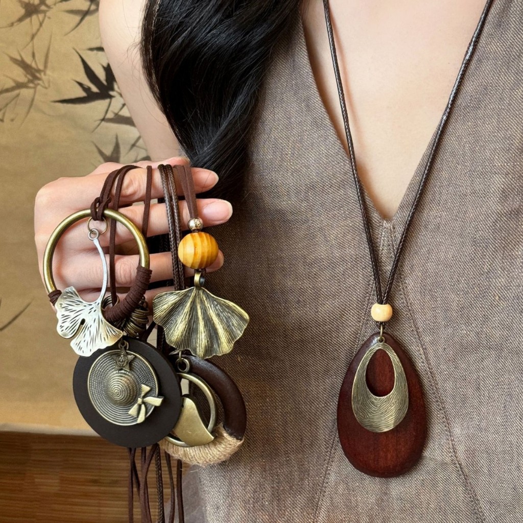 Vòng cổ bằng gỗ phong cách Trung Quốc cổ điển, đơn giản - Phụ kiện thời trang cho nữ
