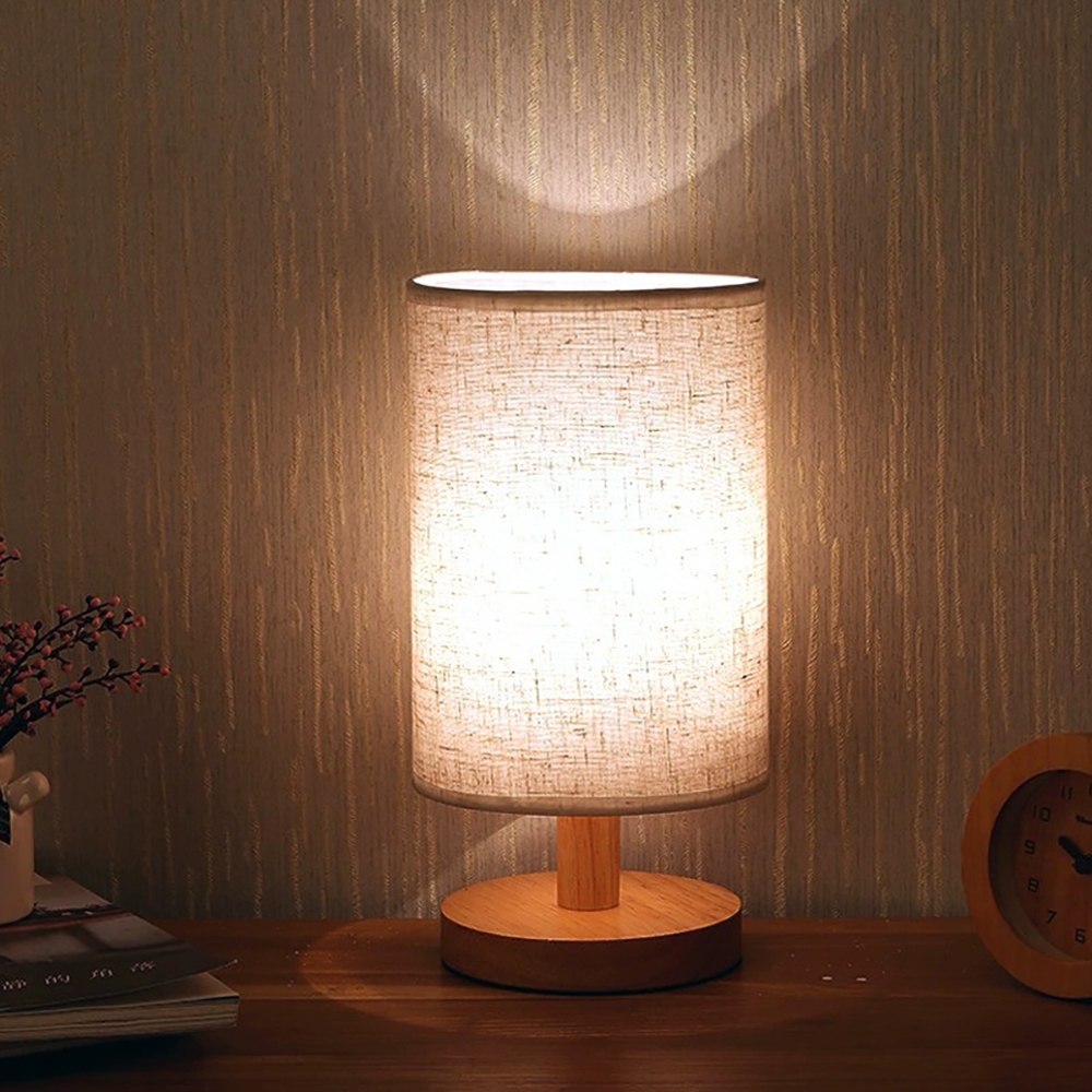 Wood Table Lamp USB Night Light Modern Nordic Style Bedroom Dorm Study Light Bedroom Living Room Dec