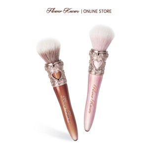   LIVE  Flower Knows The Sweetie Bear Collection Rounder Blush Brush 
