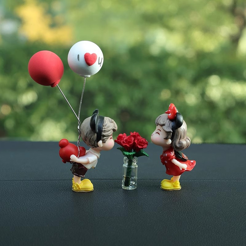 Đỏ Anime Cặp Đôi Cho Xe Trang Trí Bảng Điều Khiển Hình Phụ Kiện Quà Tặng Mẫu Dễ Thương Nụ Hôn Bóng Hình Tự Động Trang Trí Nội Thất