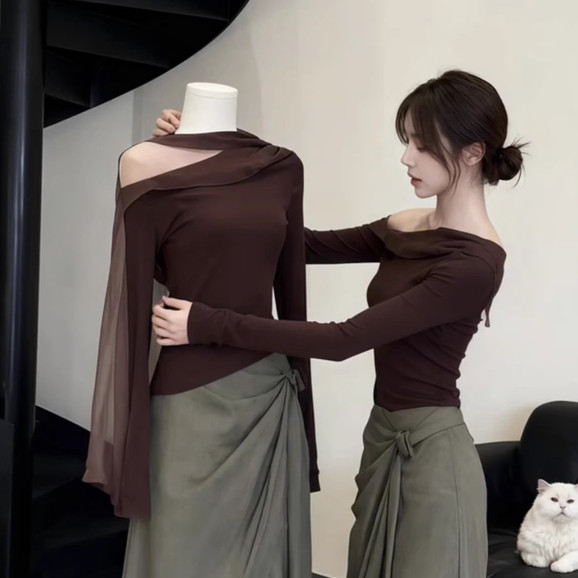 Merad Oblique Vai Off-the-Shoulder Mesh Ribbon Stitching So