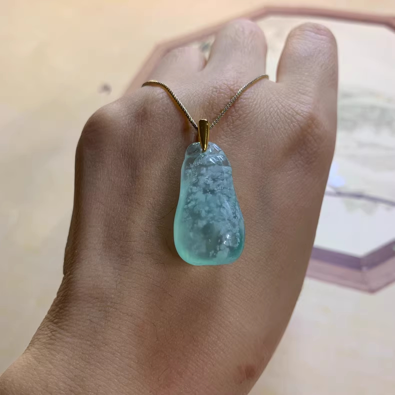 Vòng cổ mặt dây chuyền Fugua Azure, chất liệu xương đòn Xiuyu, kích thước 30.2x16.4x11mm