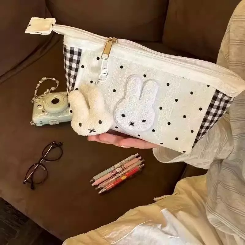 Hộp bút chì công suất lớn Trường hợp bút thỏ dễ thương Hộp văn phòng vật liệu tinh tế túi mỹ phẩm quà tặng giải thưởng Dịch vụ sinh viên