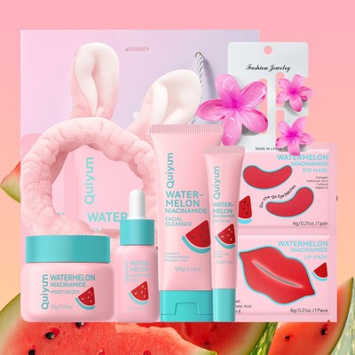 Quà tặng sẵn sàng! Bộ quà tặng chăm sóc da phát sáng dưa hấu QUIYUM - 10 món dưỡng ẩm thường ngày làm sáng da