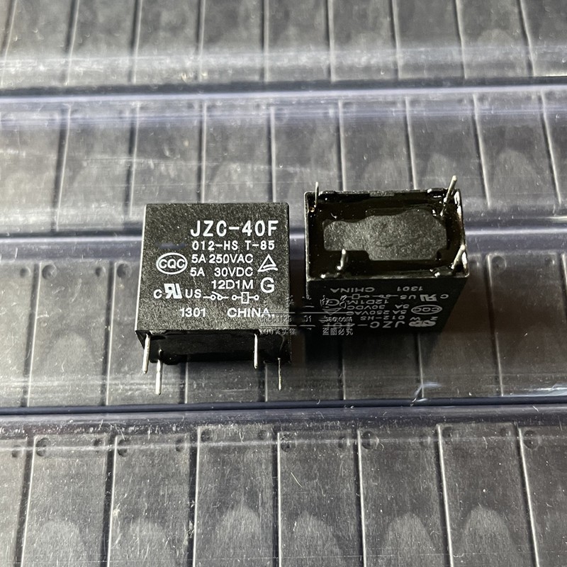 Rơle JZC-40F 012-HS 5A 4 chân