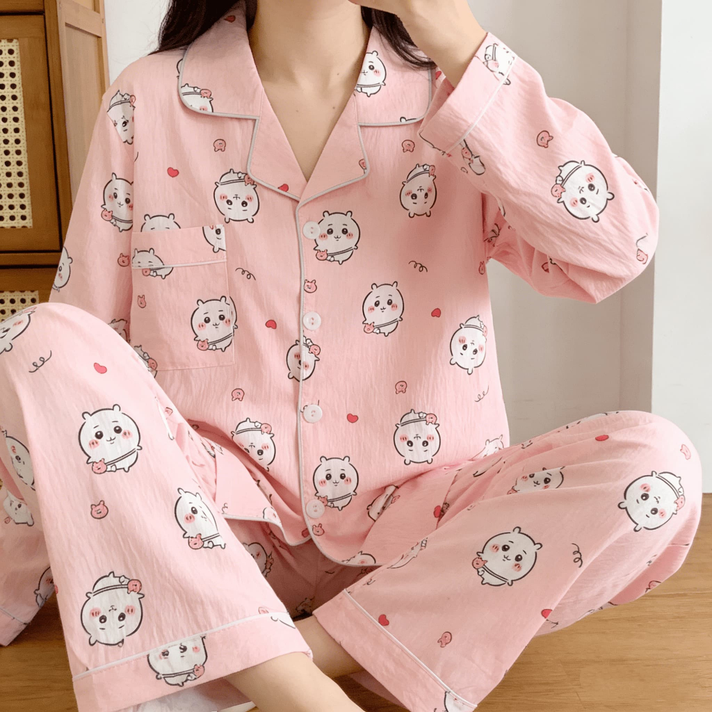 Bộ đồ ngủ màu hồng kem