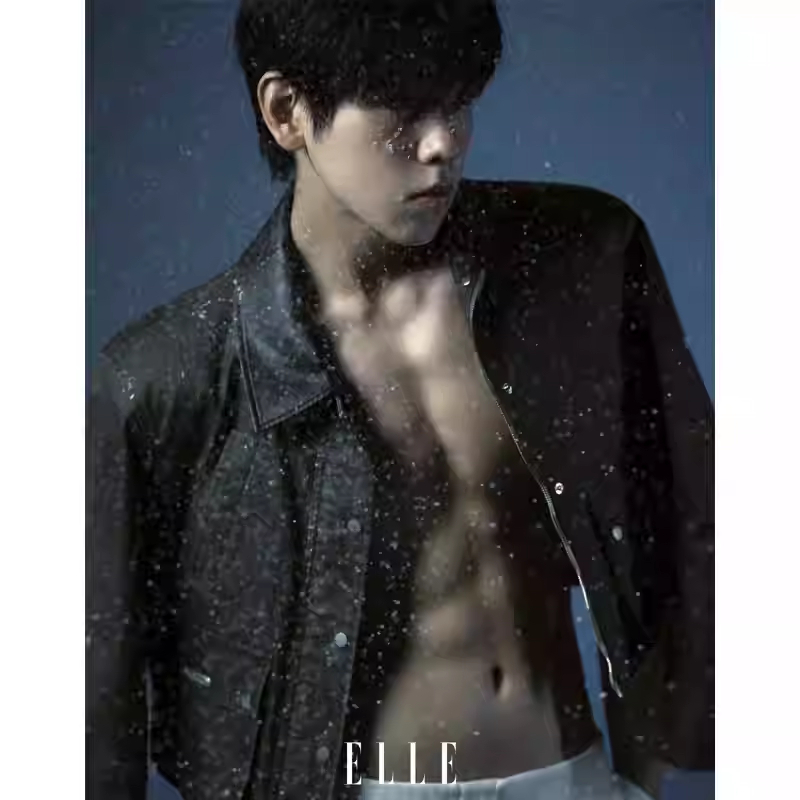 ELLE Tháng Một Xia Haoran Chris Inner Page + Store Free Photocard ELLE World Fashion Garden Magazine