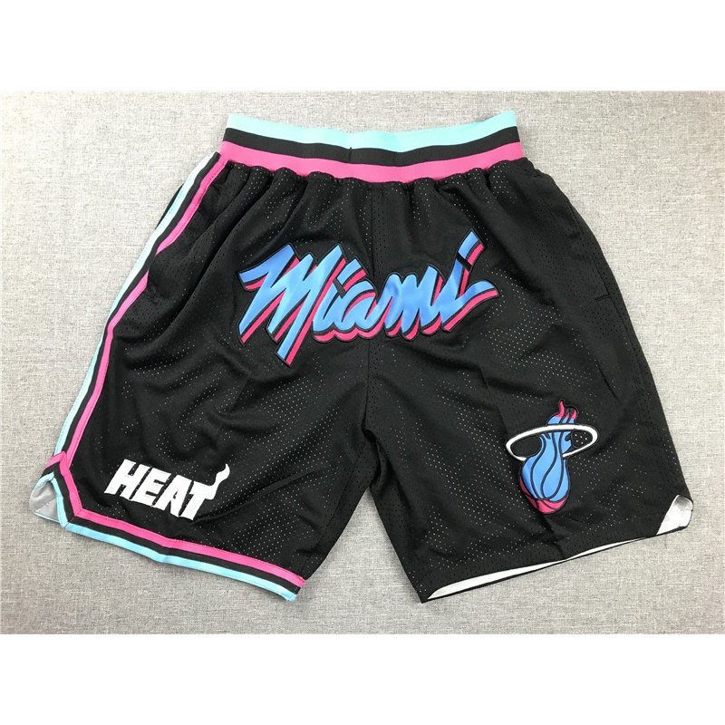 Nam Miami Heat Mitchell & Ness Hardwood Classics Swingman Jersey và quần short đen, phù hợp cho bóng