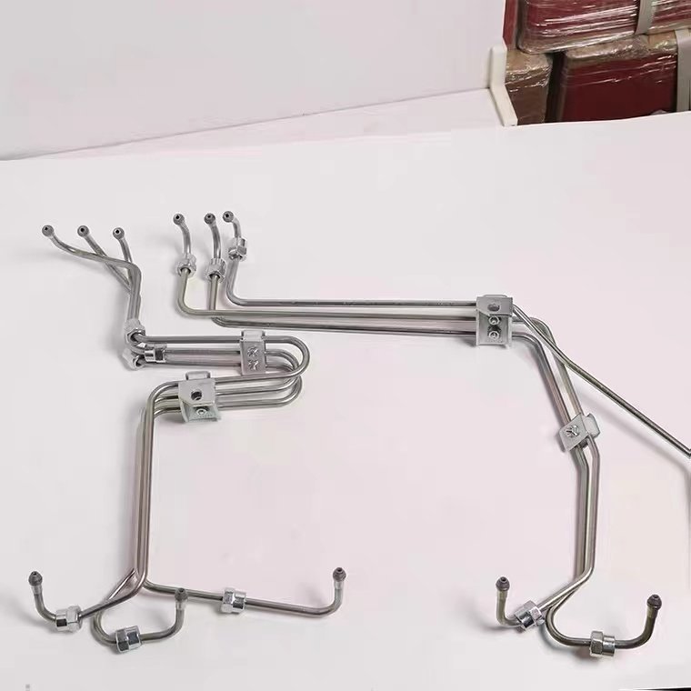 Máy xúc Komatsu PC200-7 220-7-6 Commins 6D102 Đầu phun nhiên liệu động cơ Ống dầu áp suất cao