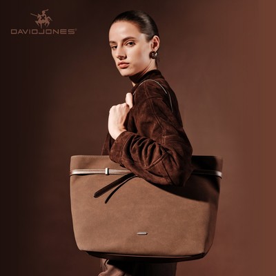 Davidjones Paris Capucine 2025 / 2026 Thu Đông Nữ Da Lộn Giả Túi Đeo Vai Size 33