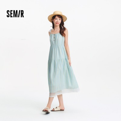 Đầm midi ren viền tầng trượt, phù hợp mùa hè