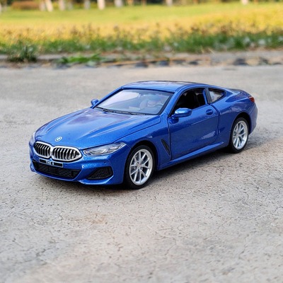 1: 35 BMW M850i Edition M Di Sản Hợp Kim Thu Nhỏ Mô Hình Xe Diecast Kim Loại Âm Thanh & Ánh Sáng Bộ 