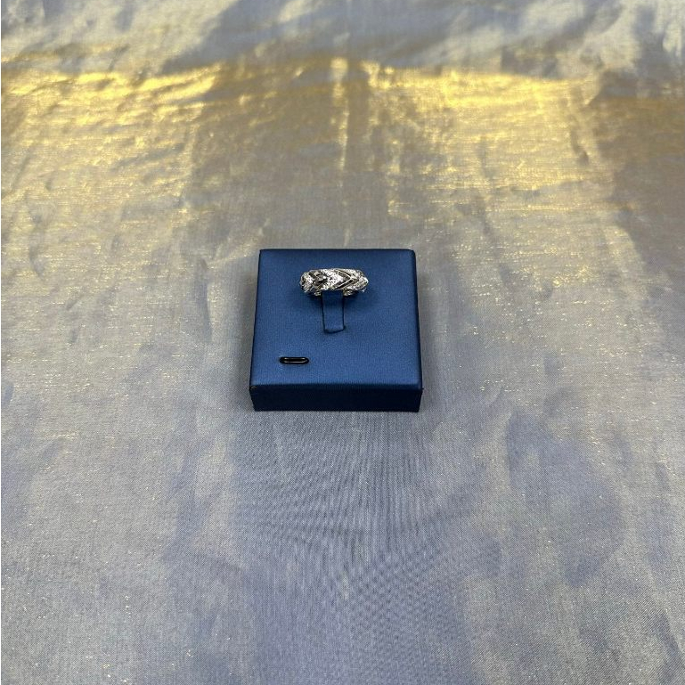 Vòng tay và vòng cổ trắng pavé APM Monaco - Phong cách như Yang Zi, quà tặng năm mới