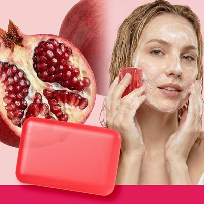 Xà phòng thủ công Vitamin E Lựu QUIYUM 100g - Làm sạch nhẹ nhàng & nuôi dưỡng với Axit Hyaluronic & Bơ hạt mỡ cho mọi loại da