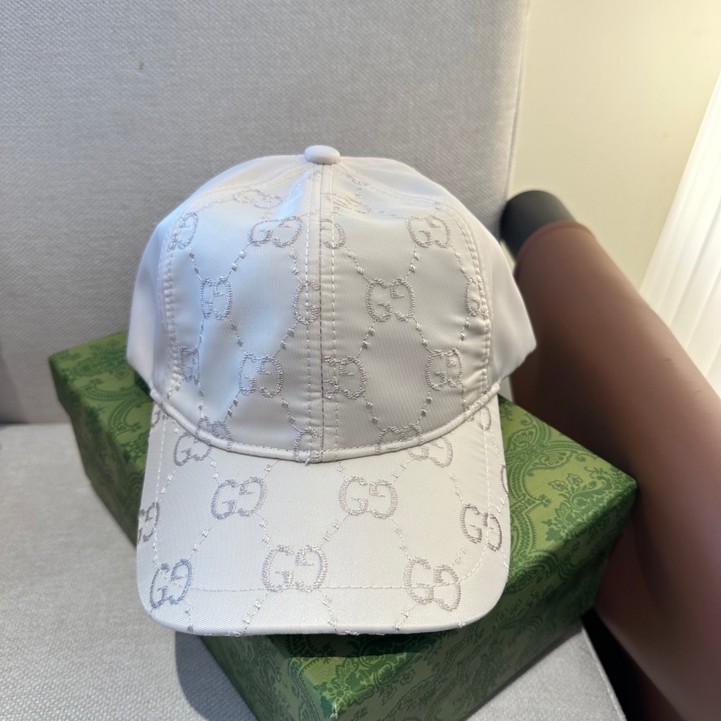 Mũ bóng chày Gucci Mũ nữ GG thêu trắng CP