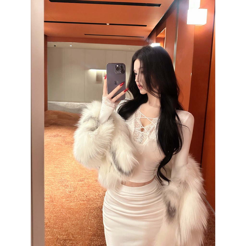 【Cheese】Bộ đồ mùa xuân theo phong cách Hàn Quốc gồm áo thun dài tay cổ chữ V ren và váy xếp ly