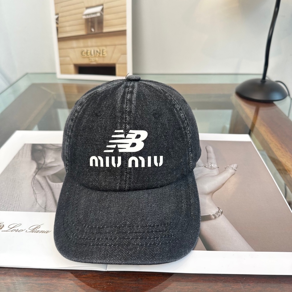 Mũ bóng chày cao bồi thương hiệu MiuMiu và New Balance