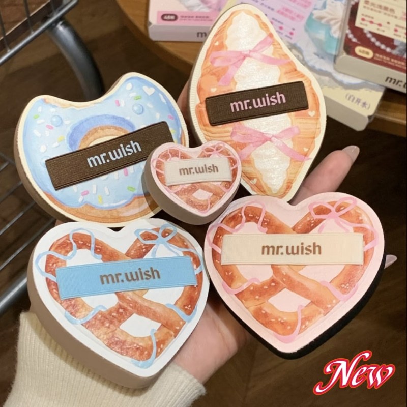 [Hàng mới về] Mr.wish / Mr. Wish Spring Sweet Series Puff Makeup Liquid Foundation Super Soft Makeup