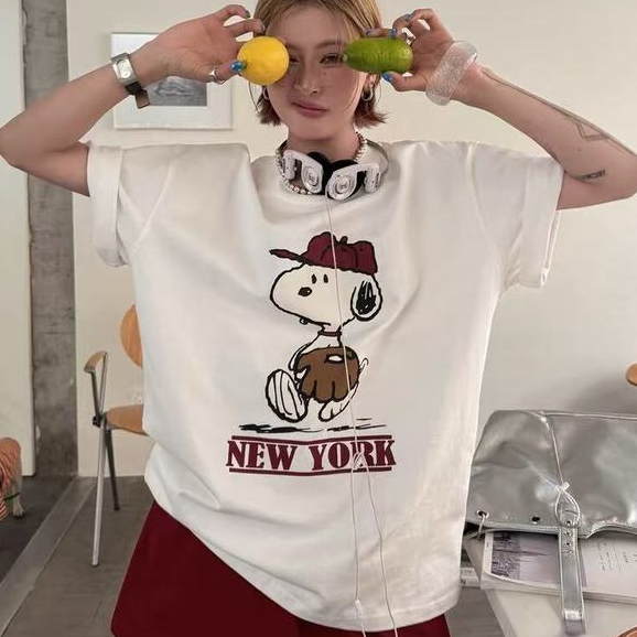 26 Áo thun cotton mùa hè dáng rộng hoạt hình Snoopy tay ngắn in hình Snoopy
