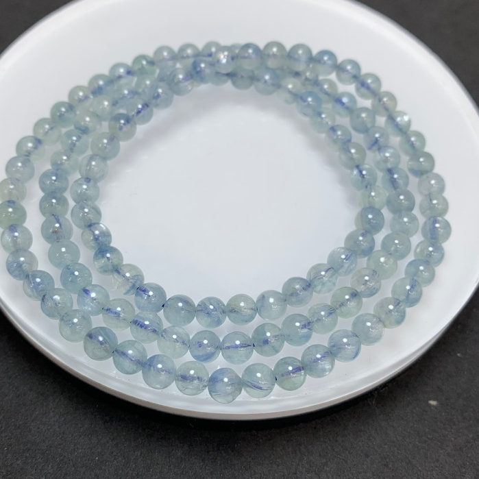 Ưu đãi đặc biệt Sản phẩm mới Vòng tay ba vòng Kyanite tự nhiên Vòng tay tay Kyanite may mắn năng lượ