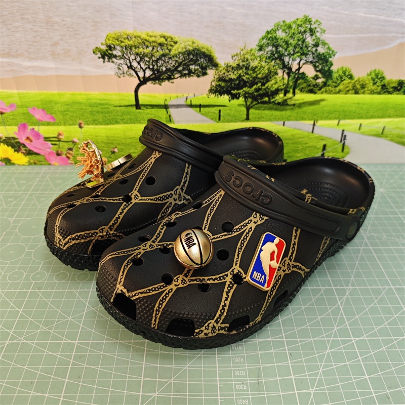 Dép đục lỗ NBA 100% Crocs chính hãng | 210902