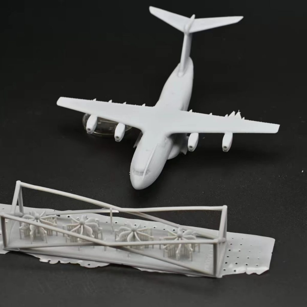 Máy bay vận tải quân sự A400M Air Passenger 1 / 2000 (Chiều dài 22mm) 700 (Chiều dài 63mm) 400 (Chiề