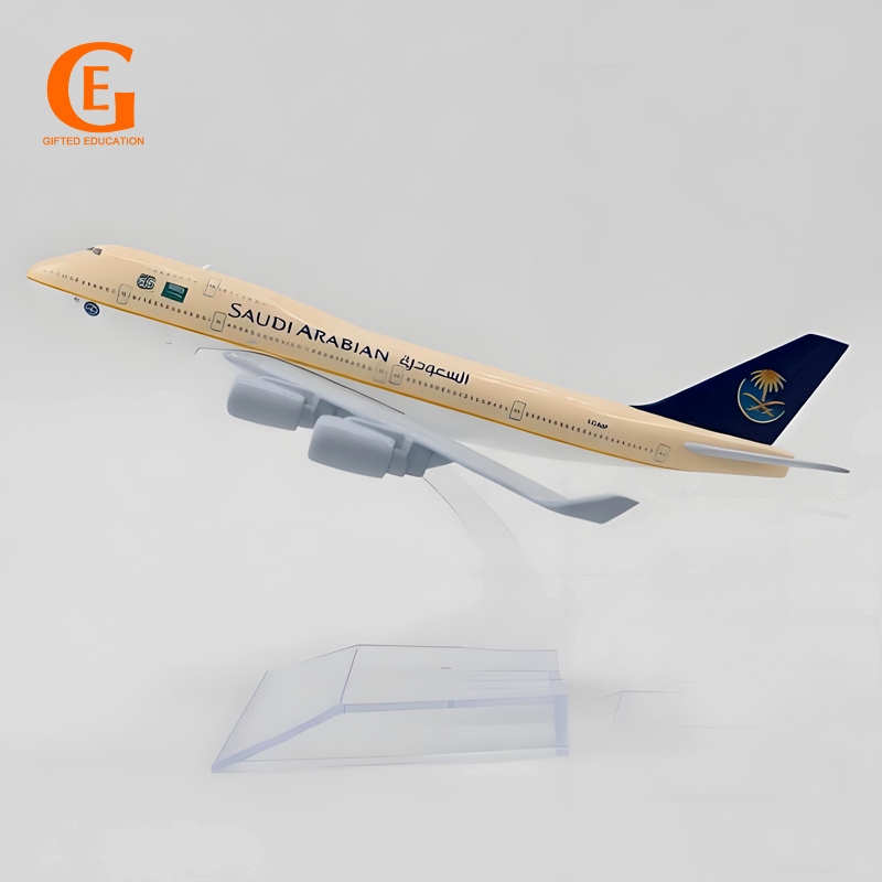 Saudi Arabian Airlines Boeing 747 Máy Bay Mẫu B747 Hợp Kim Diecast Máy Bay Đồ Chơi