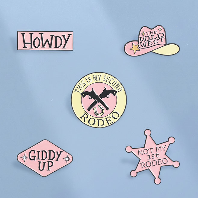 Tây Cao Bồi Men Chân Howdy Giddy Up Màu Hồng Bò Cô Gái Mũ Cài Áo Huy Hiệu Ba Lô Phụ Kiện Quà Tặng Ch