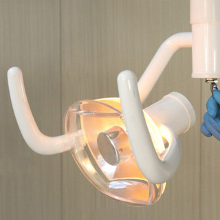 Đèn Halogen Chuyên Dụng Dành Cho Nha Khoa