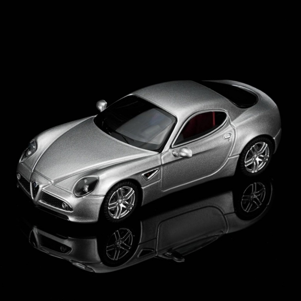 Motorhelix M69057 1 / 64 Alfa Romeo 8C Competizione 2008 Bạc Diecast Cân Xe Mô Hình