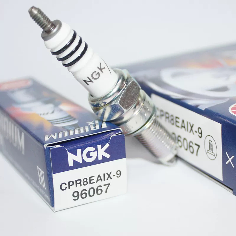 100% NGK CẮM IRIDIUM RACING SPARK CẮM CPR8EAIX-9 cho Harley-Davidson 1750-1900 / Honda 190 / 300