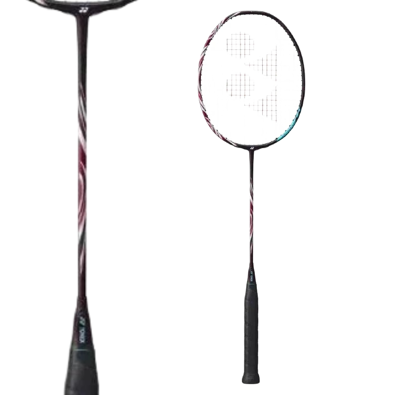 YONEX ASTROX 100ZZ KURENAI Đầu nhẹ và dễ sử dụng, và sức mạnh thâm nhập của Kill Shot là mạnh.