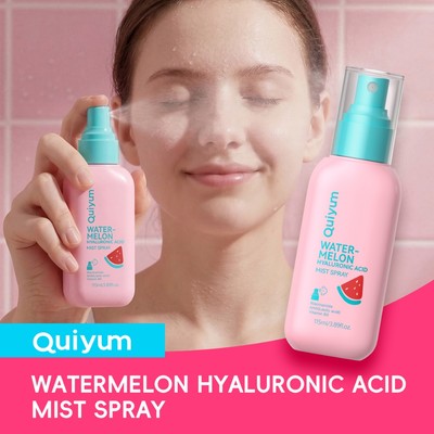 QUIYUM Dưa Hấu Hyaluronic Acid Facial Mist Spray 115ml Fine Mist Hydrating Face Spray Niacinamide Vitamin B5 AHA Brightening Glowing Setting Spray
