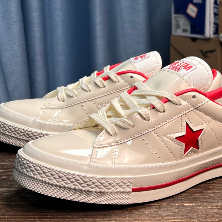 Giày thường ngày VERS ONE STAR Leather White Red Star522