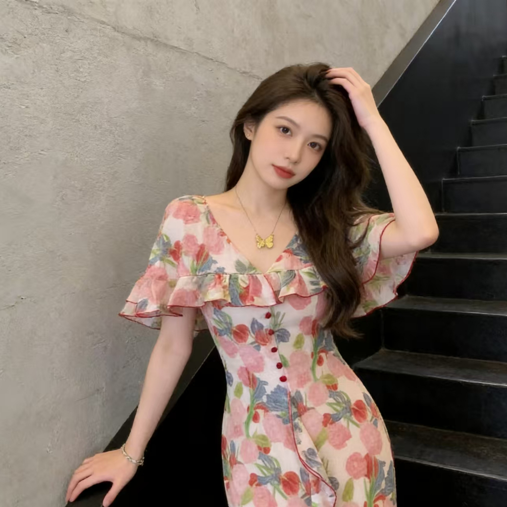 【Black strawberry】French irregular ruffle edge floral dress