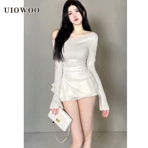 UIOWOO  Set Áo Trễ Vai + Chân Váy Ngắn Chất Liệu Thân Thiện Với Da Cao Cấp Thời Trang