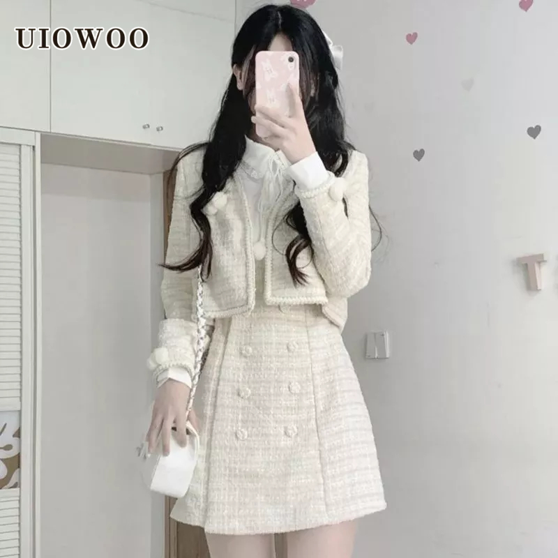 UIOWOO  Quần áo đẹp của phụ nữ cho thấy bộ đồ giả hai mảnh.