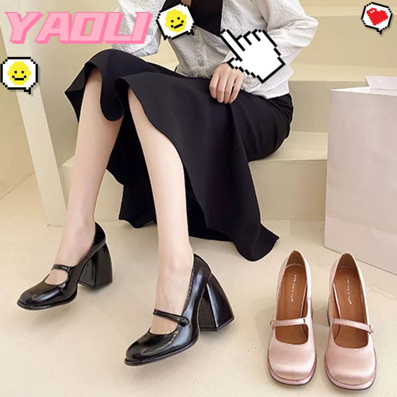 Giày Cao Gót Mũi Vuông Chất Liệu satin Màu Hồng Phong Cách Pháp