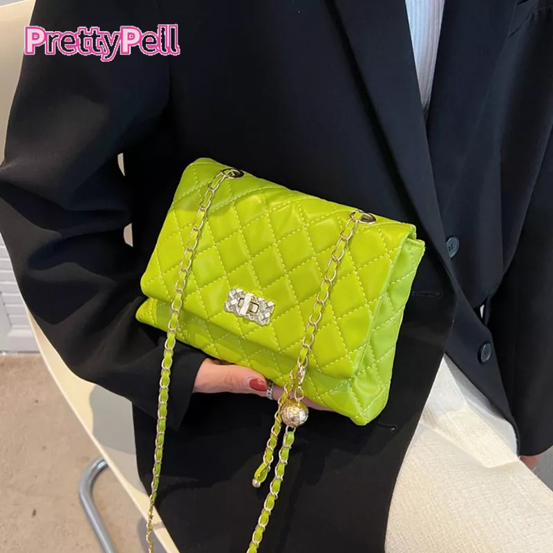 Túi đeo chéo vai CHIC JOY nhỏ nhắn họa tiết hình thoi có dây xích thời trang