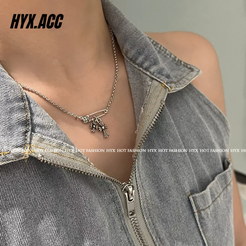 Vòng cổ Mặt Thánh Giá Thời Trang Dành Cho Nữ
