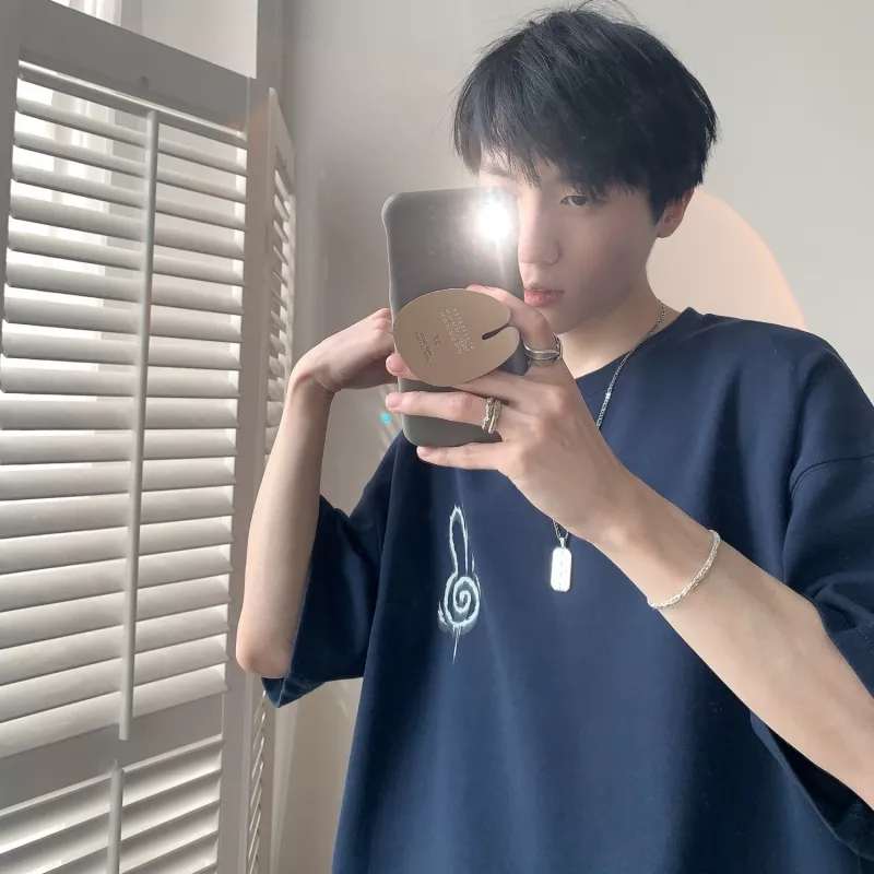 Áo Thun 100% Cotton Tay Ngắn Dáng Rộng In Hình Thỏ Phong Cách Retro Cho Nam Giới